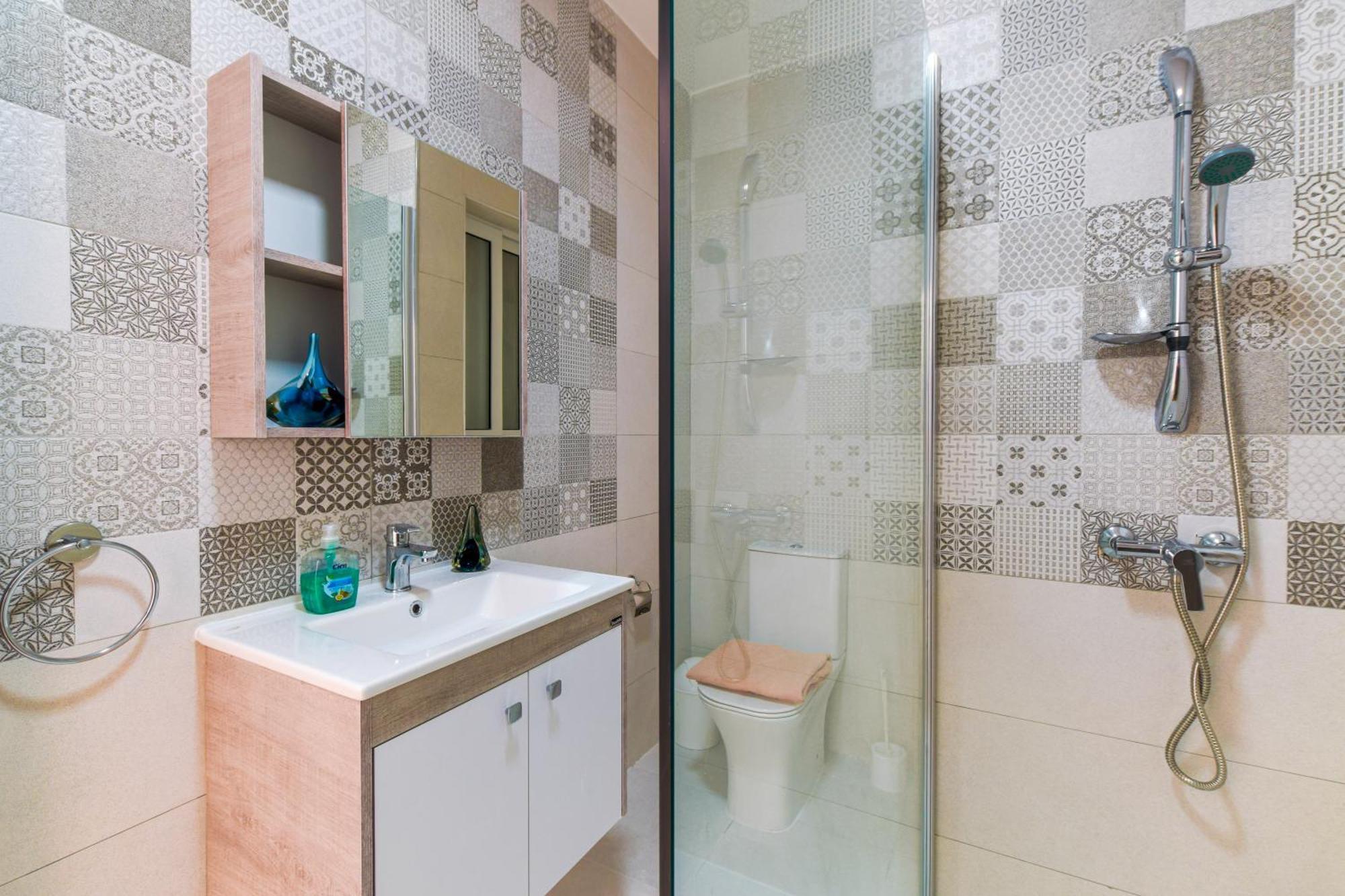 Brand New 3 Bdr 2 Bth B10 Apartment