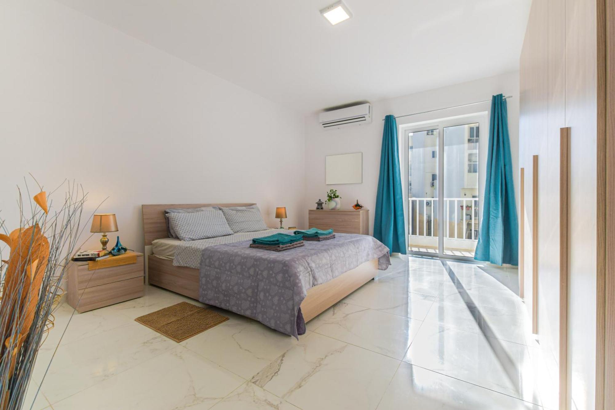 Apartment Brand New 3 Bdr 2 Bth B10