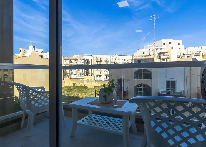 Brand New Apartment 3 Bdr 2 Bth B10