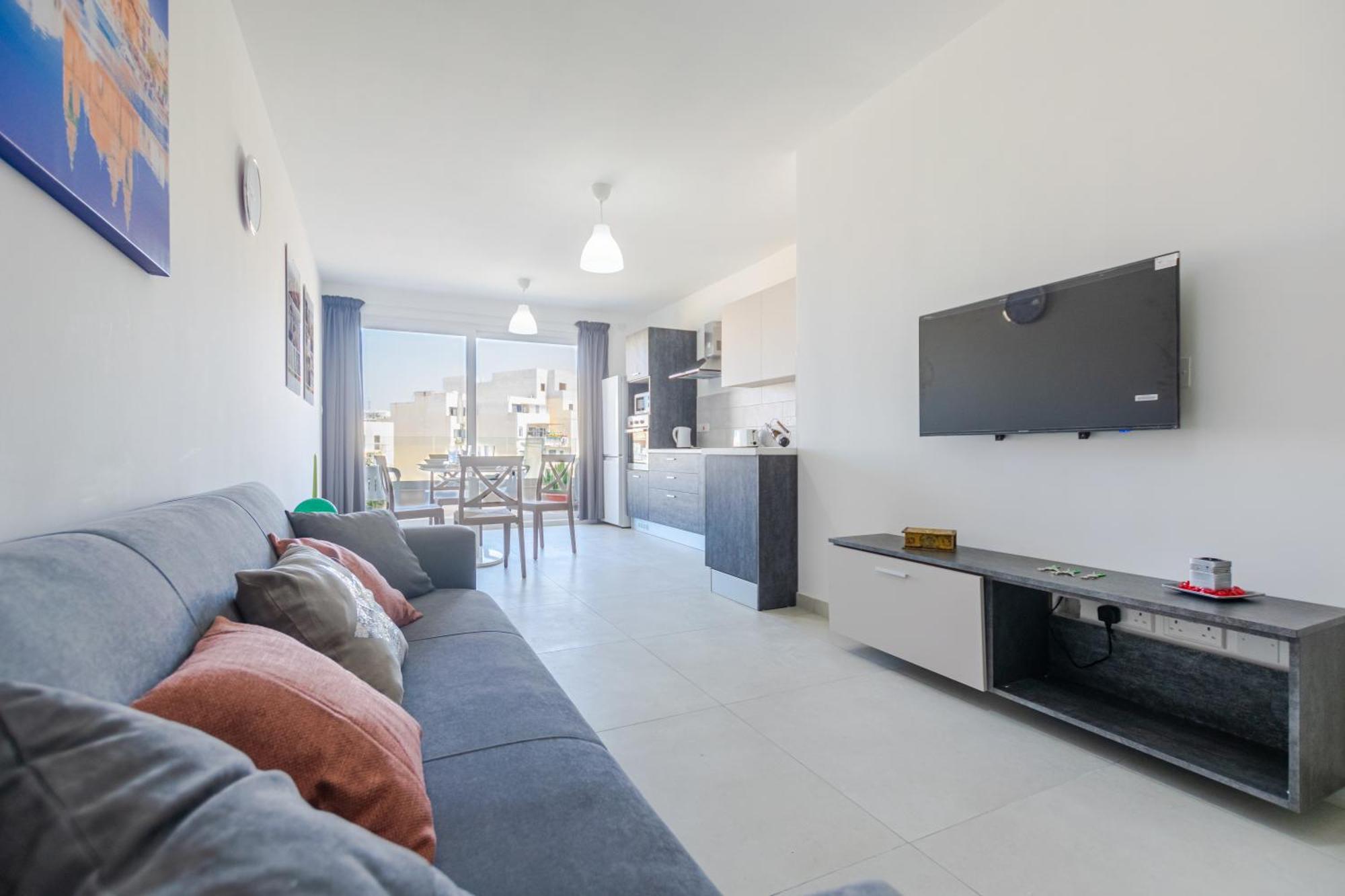 Brand New 3 Bdr 2 Bth B10 Appartement